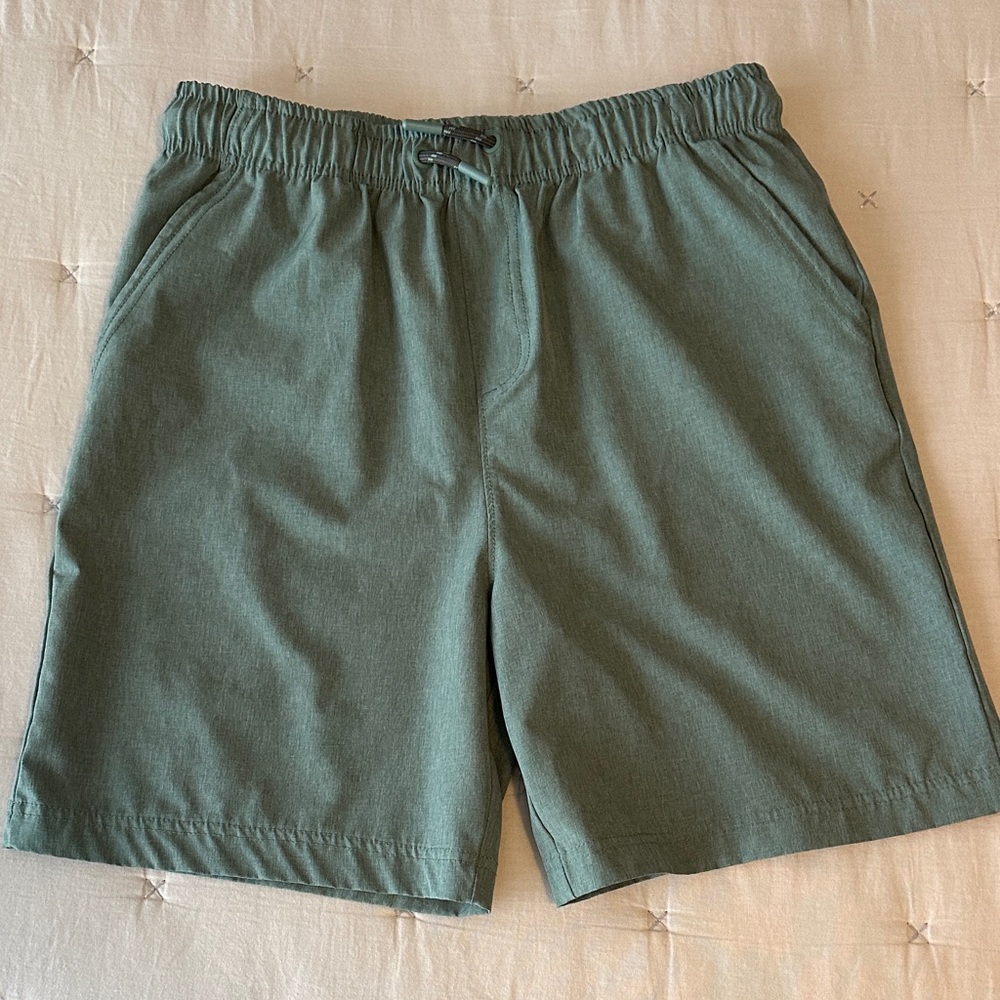 Boy’s Tommy Bahama light green pull-on Shorts